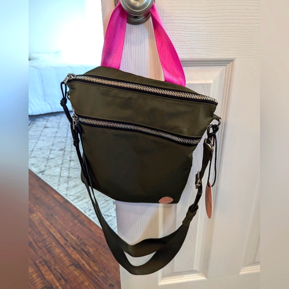 shortyLOVE Amuse Army Green - Picture 1 of 9